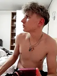 And25bn webcam model stream image