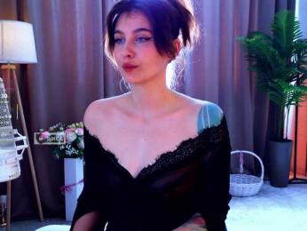 HoneyCherry webcam model stream image