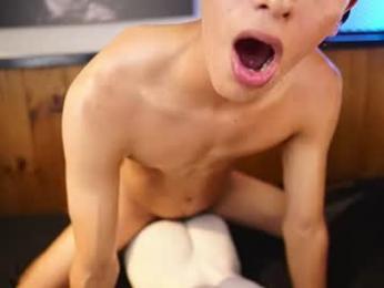 andrewortix webcam chaturbate model stream image