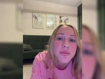 LiiBaby webcam model stream image