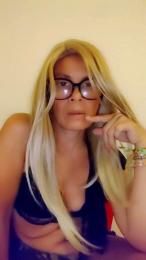 Calupink webcam model stream image