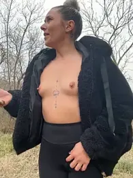 petrouchkaaa_ webcam stripchat model stream image