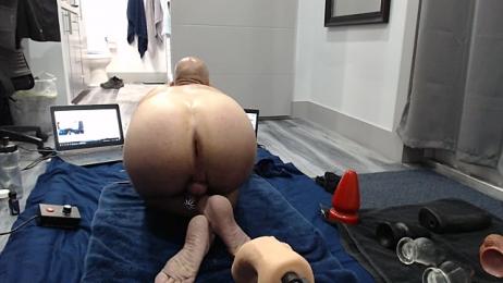 Smalldickcaged webcam stripchat model stream image