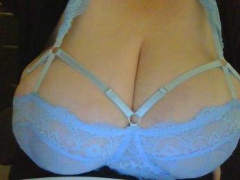 Zlaya_Mama webcam model stream image