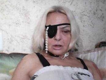 GardenerofIllusions webcam model stream image