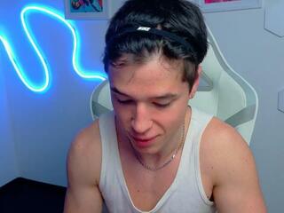 Vadim Khalil webcam model stream image