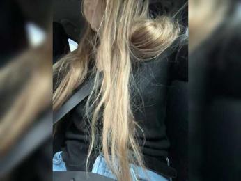 Amelia575-1 webcam bongacams model stream image