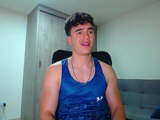 Andre Parker webcam flirt4free model stream image