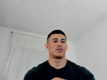 muscle_man07 webcam model stream image