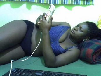 cute-liz webcam bongacams model stream image