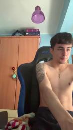 Alvaroguisan webcam model stream image