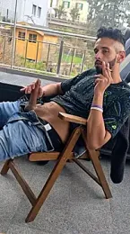 public_streamer webcam model stream image