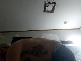 Bi_curious86 webcam model stream image