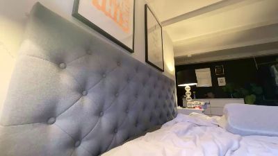 LiveDickOn webcam model stream image