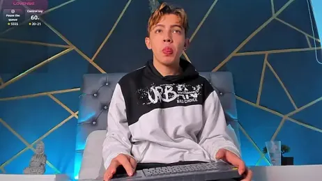 Lian_Miller1_ webcam model stream image