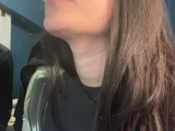 kikilove15 webcam model stream image