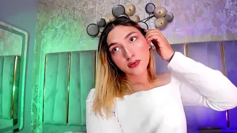 TomLondon_ webcam model stream image