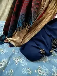 COUPLLE_VILLAGE webcam model stream image