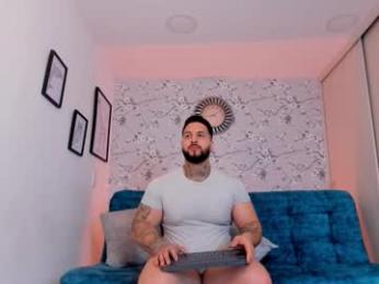 max_dic1 webcam model stream image