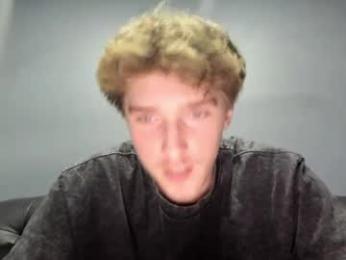 playinwidfire webcam model stream image