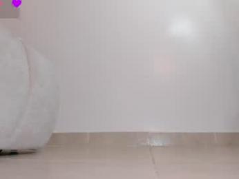 helenebird webcam model stream image