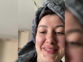 KatrinZeta webcam model stream image