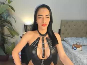 bombshelllaurax webcam model stream image