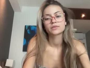 luna_oxox webcam chaturbate model stream image