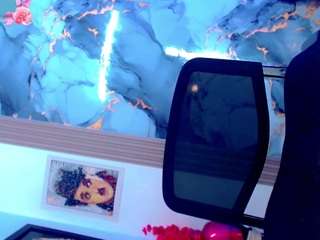emma-miler webcam camsoda model stream image