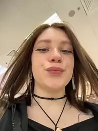 lucy-joy webcam stripchat model stream image