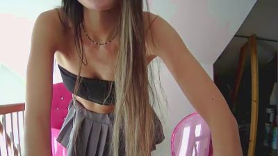 Addisonadore webcam model stream image