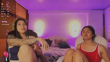 kloe28 webcam stripchat model stream image