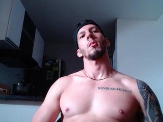 Andrew Mathews webcam model stream image