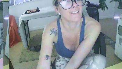 FelinaMza webcam model stream image