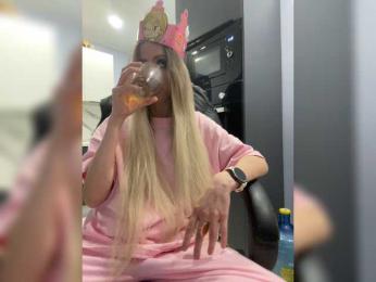 blondalina webcam bongacams model stream image