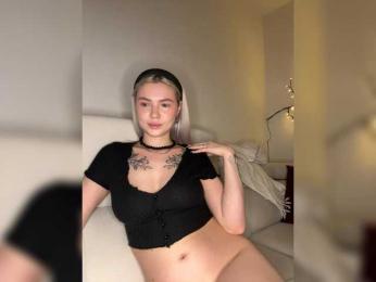 EmmaGoodGirl webcam bongacams model stream image