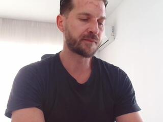 Hadess webcam model stream image