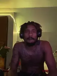 youngbull_dada webcam stripchat model stream image