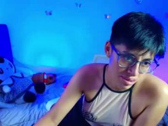 naty_lux19 webcam model stream image