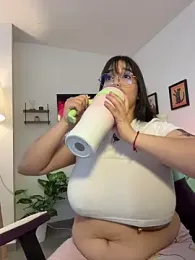 tati_reyess webcam model stream image