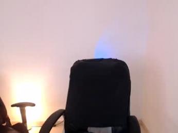 saenz_hotx webcam model stream image