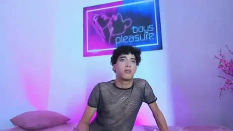 Pleasure_boys_hot webcam model stream image