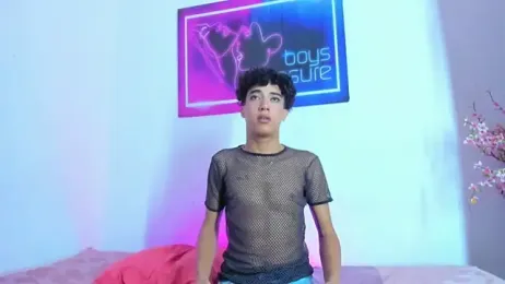 Pleasure_boys_hot webcam model stream image