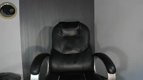 _realwav webcam stripchat model stream image