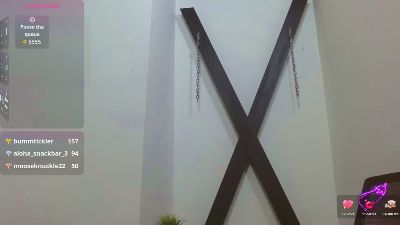 MaraSilk webcam model stream image