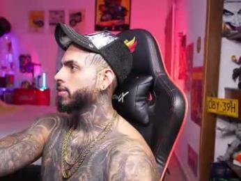 logan_hugh8 webcam model stream image