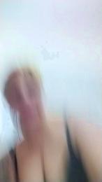 Shelket webcam model stream image