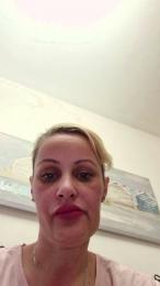 Shelket webcam model stream image