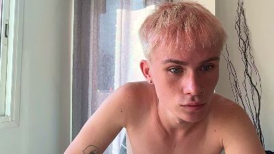 twinkniko webcam cam4 model stream image