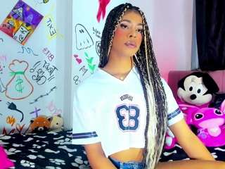 blooond webcam model stream image